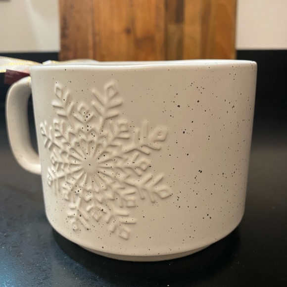 NEW Snowflake Mug Set - Picture 6 of 7